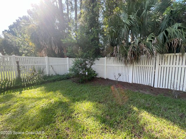 1748 Winding Ridge Circle SE, Palm Bay, FL 32909