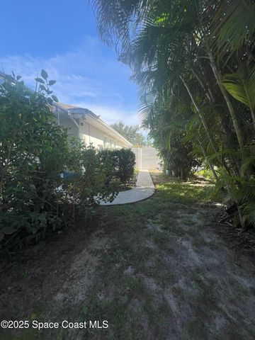 1748 Winding Ridge Circle SE, Palm Bay, FL 32909