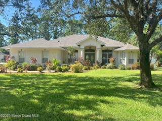 1748 Winding Ridge Circle SE, Palm Bay, FL 32909