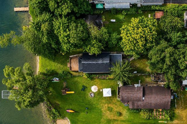 9322 Cedar Island Road, White Lake Twp, MI 48386