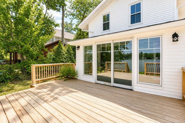 9322 Cedar Island Road, White Lake Twp, MI 48386
