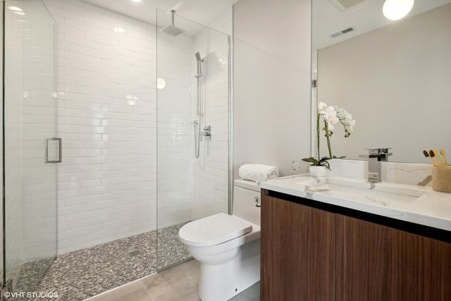 2342 W Adams Street 406, Chicago, IL 60612