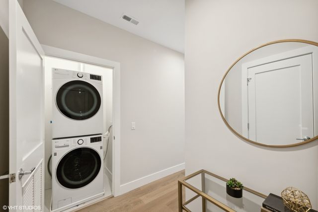 2342 W Adams Street 406, Chicago, IL 60612