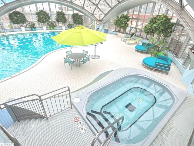 400 E RANDOLPH Street 1804, Chicago, IL 60601