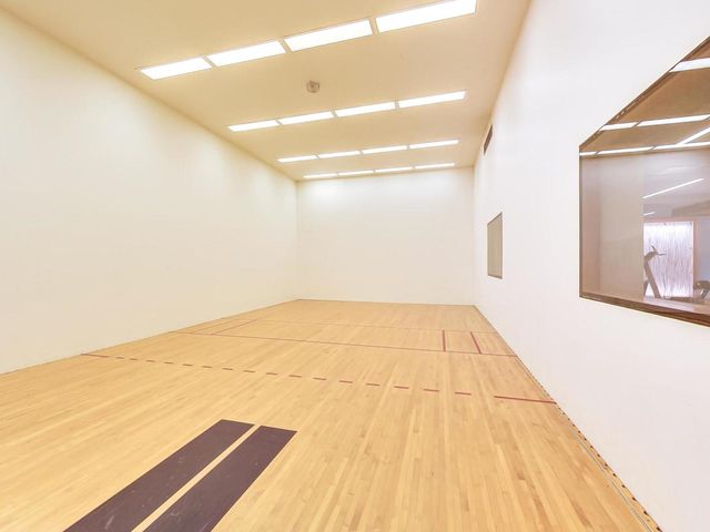 400 E RANDOLPH Street 1804, Chicago, IL 60601