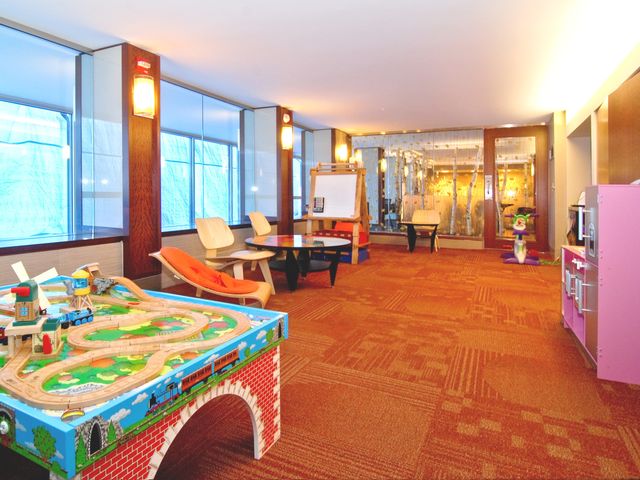 400 E RANDOLPH Street 1804, Chicago, IL 60601