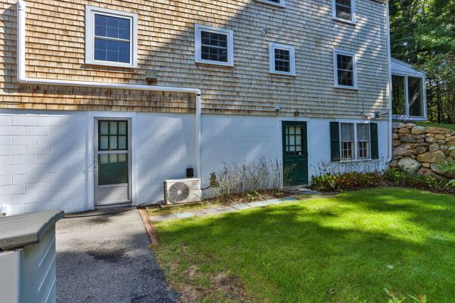 16 Greengate Road, Falmouth, MA 02540