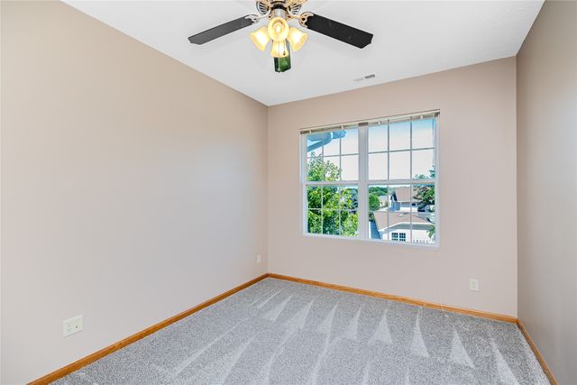 1331 SE University Avenue 302, Waukee, IA 50263