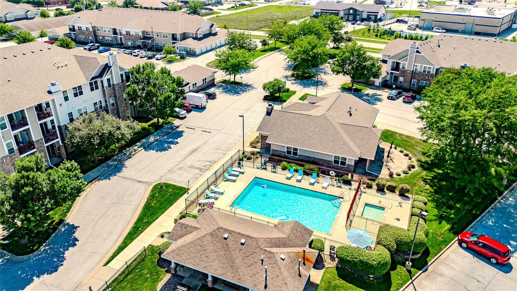 1331 SE University Avenue 302, Waukee, IA 50263