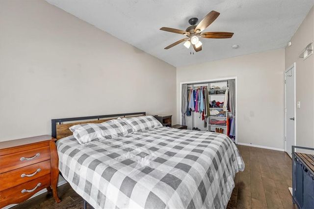 10788 OAKMONT Street, Overland Park, KS 66210