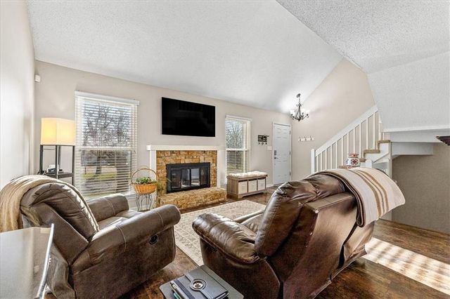 10788 OAKMONT Street, Overland Park, KS 66210