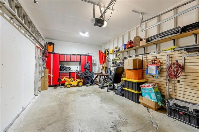 10788 OAKMONT Street, Overland Park, KS 66210