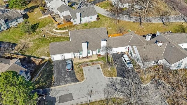 10788 OAKMONT Street, Overland Park, KS 66210