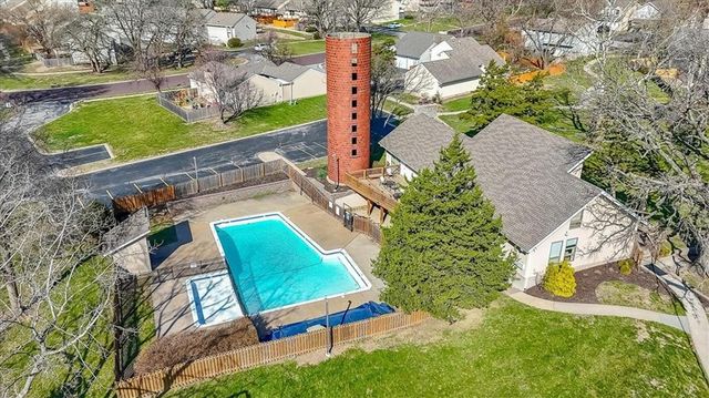 10788 OAKMONT Street, Overland Park, KS 66210