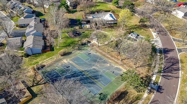 10788 OAKMONT Street, Overland Park, KS 66210