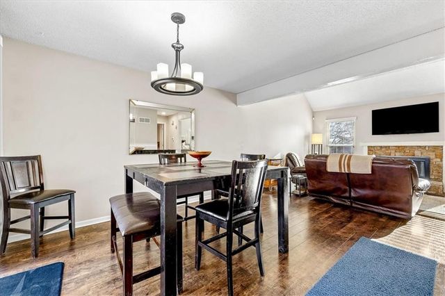 10788 OAKMONT Street, Overland Park, KS 66210