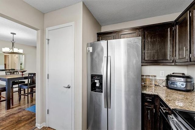 10788 OAKMONT Street, Overland Park, KS 66210