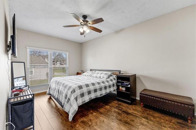 10788 OAKMONT Street, Overland Park, KS 66210