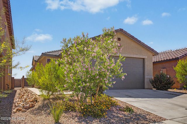 10542 S Dominguez Drive, Vail, AZ 85641
