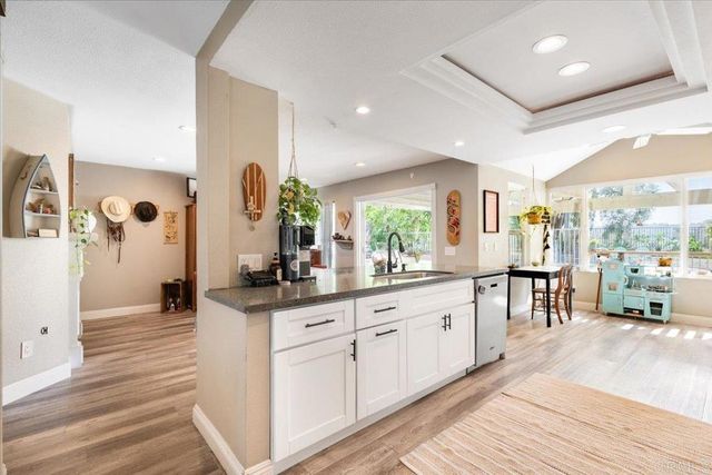 5329 Blackberry Way, Oceanside, CA 92057