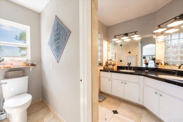 5329 Blackberry Way, Oceanside, CA 92057