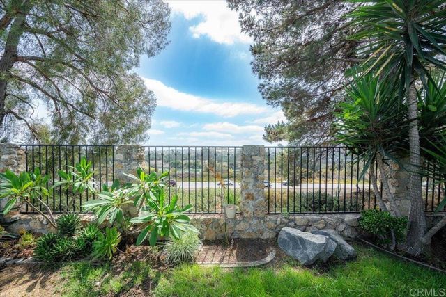 5329 Blackberry Way, Oceanside, CA 92057