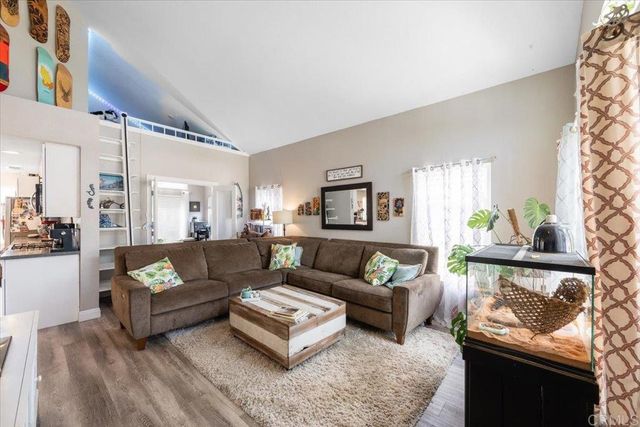 5329 Blackberry Way, Oceanside, CA 92057