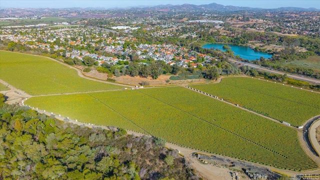 5329 Blackberry Way, Oceanside, CA 92057