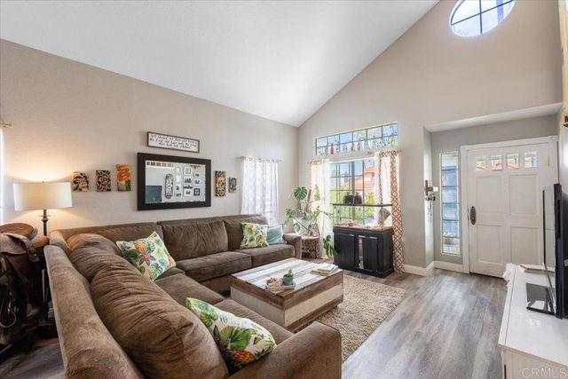 5329 Blackberry Way, Oceanside, CA 92057