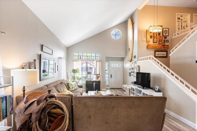 5329 Blackberry Way, Oceanside, CA 92057