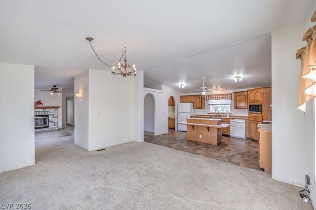 5461 East Navajo Boulevard, Pahrump, NV 89061