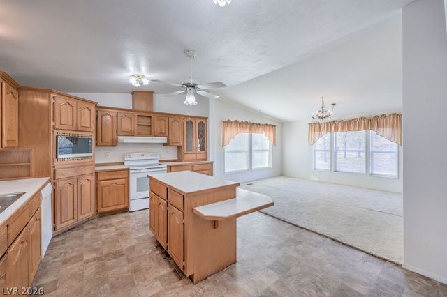 5461 East Navajo Boulevard, Pahrump, NV 89061