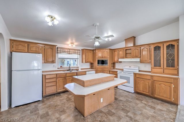 5461 East Navajo Boulevard, Pahrump, NV 89061