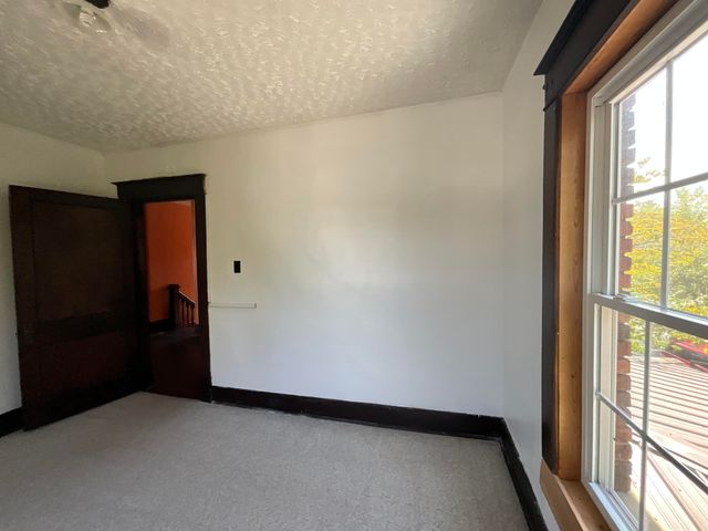 152 S Central Avenue, Somerset, KY 42501
