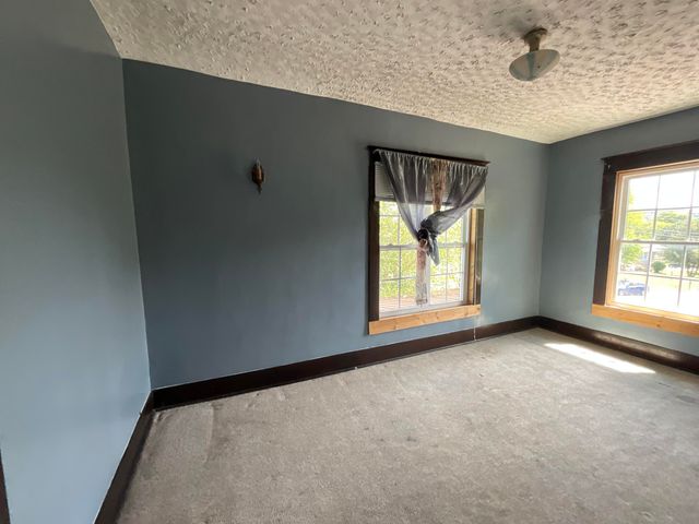 152 S Central Avenue, Somerset, KY 42501