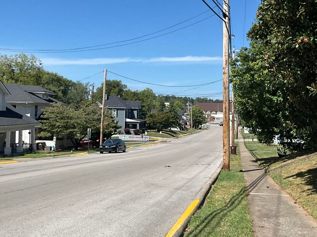 152 S Central Avenue, Somerset, KY 42501