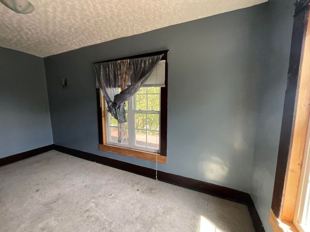 152 S Central Avenue, Somerset, KY 42501