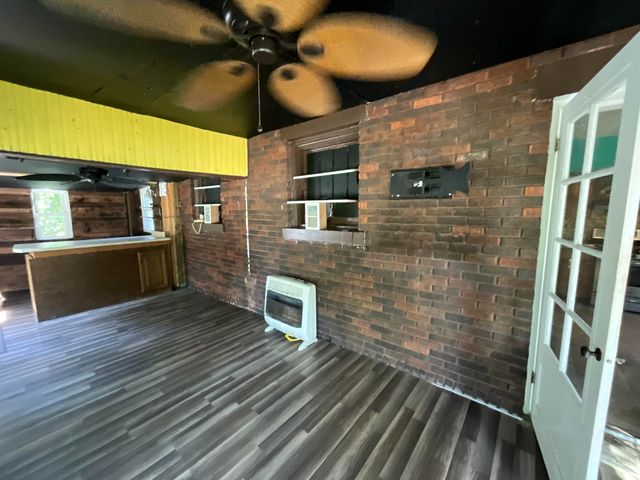 152 S Central Avenue, Somerset, KY 42501