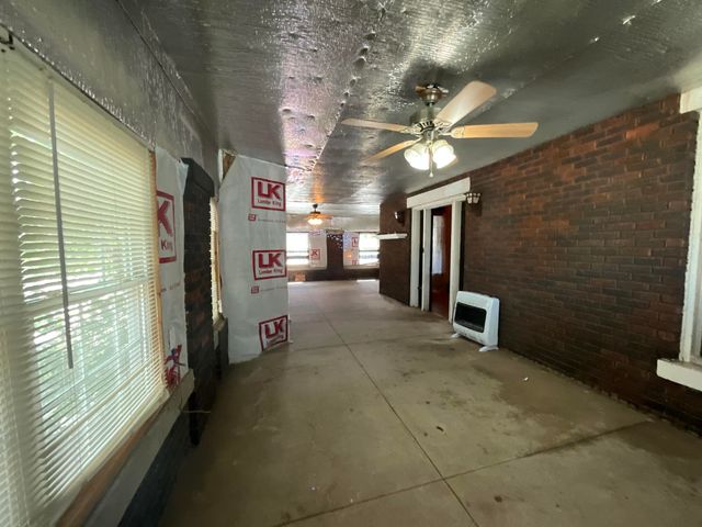 152 S Central Avenue, Somerset, KY 42501