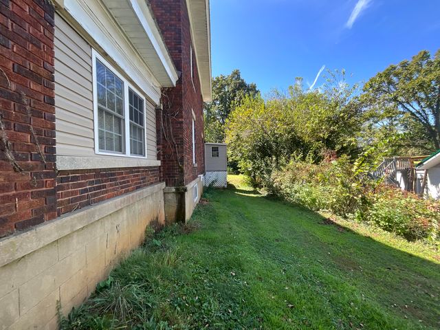 152 S Central Avenue, Somerset, KY 42501