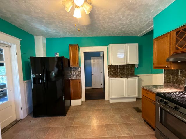 152 S Central Avenue, Somerset, KY 42501