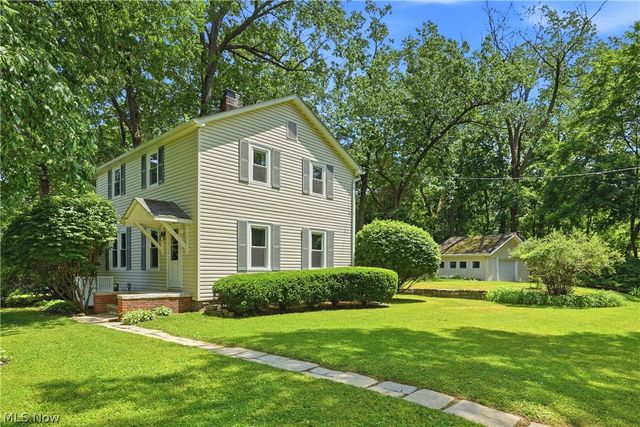256 Uhl Drive, Akron, OH 44319