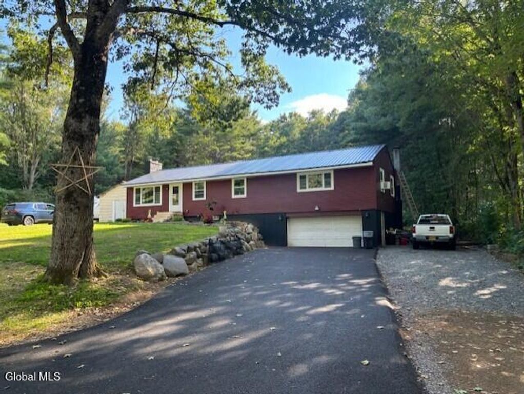 3148 State Highway 30, Gloversville, NY 12078