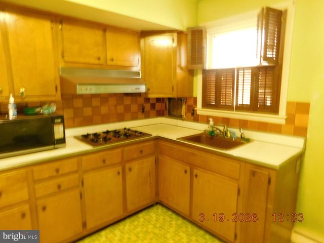 212 WARDEL RD, Wilmington, DE 19804