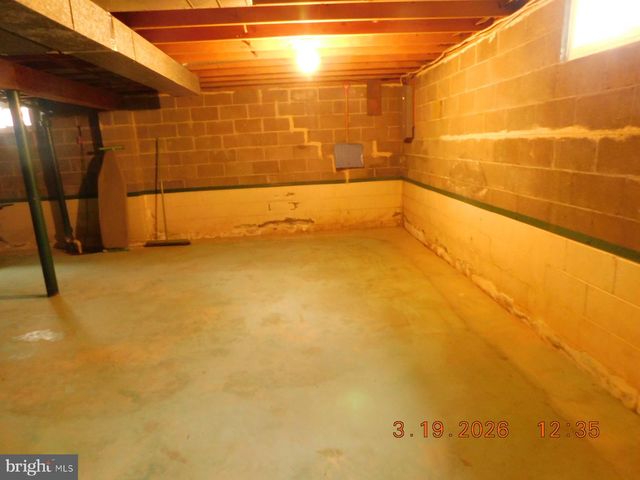 212 WARDEL RD, Wilmington, DE 19804