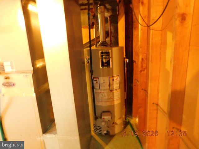 212 WARDEL RD, Wilmington, DE 19804