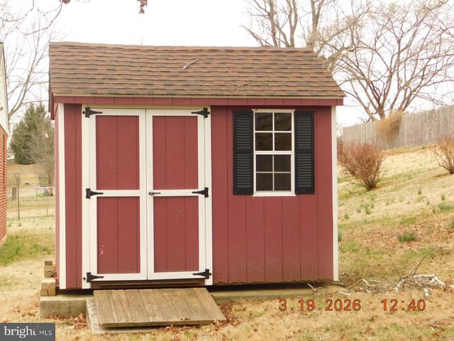 212 WARDEL RD, Wilmington, DE 19804