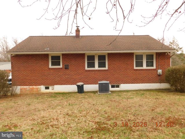 212 WARDEL RD, Wilmington, DE 19804