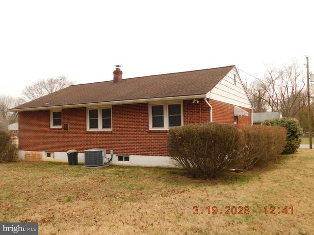 212 WARDEL RD, Wilmington, DE 19804