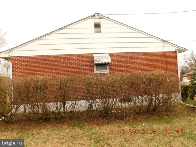 212 WARDEL RD, Wilmington, DE 19804